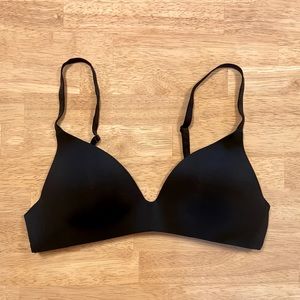 Victoria’s Secret Bra 32B